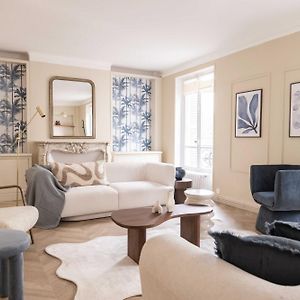 Deluxe Appartement met Vijf Slaapkamers
